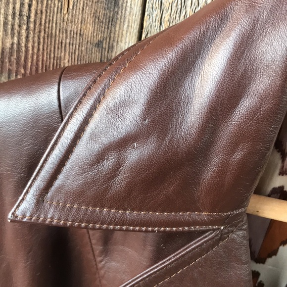 SOLD! VTG 70s-80s Brown Leather Blazer/Belted Jacket, 38 - Picture 5 of 7